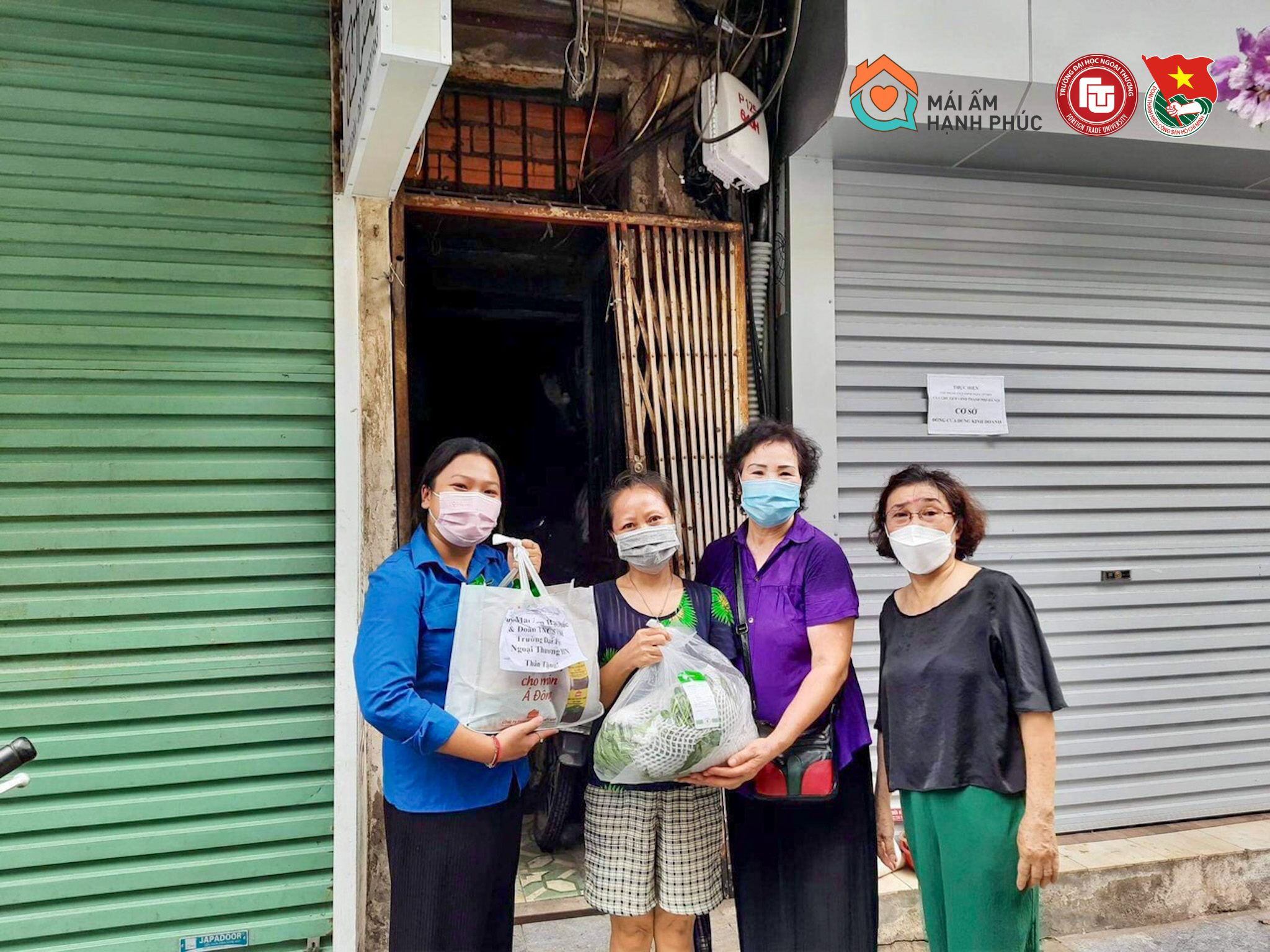 QUỸ MÁI ẤM HẠNH PHÚC TRAO QUÀ TẾT ẤT TỴ CHO NGƯỜI DÂN CÓ HOÀN CẢNH KHÓ KHĂN TRÊN ĐỊA BÀN TỈNH BẾN TRE