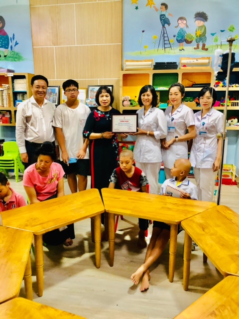 HỖ TRỢ VIỆN PHÍ 20 BỆNH NHÂN CÓ HOÀN CẢNH KHÓ KHĂN TẠI VIỆN HUYẾT HỌC TRUYỀN MÁU TW ĐỢT I