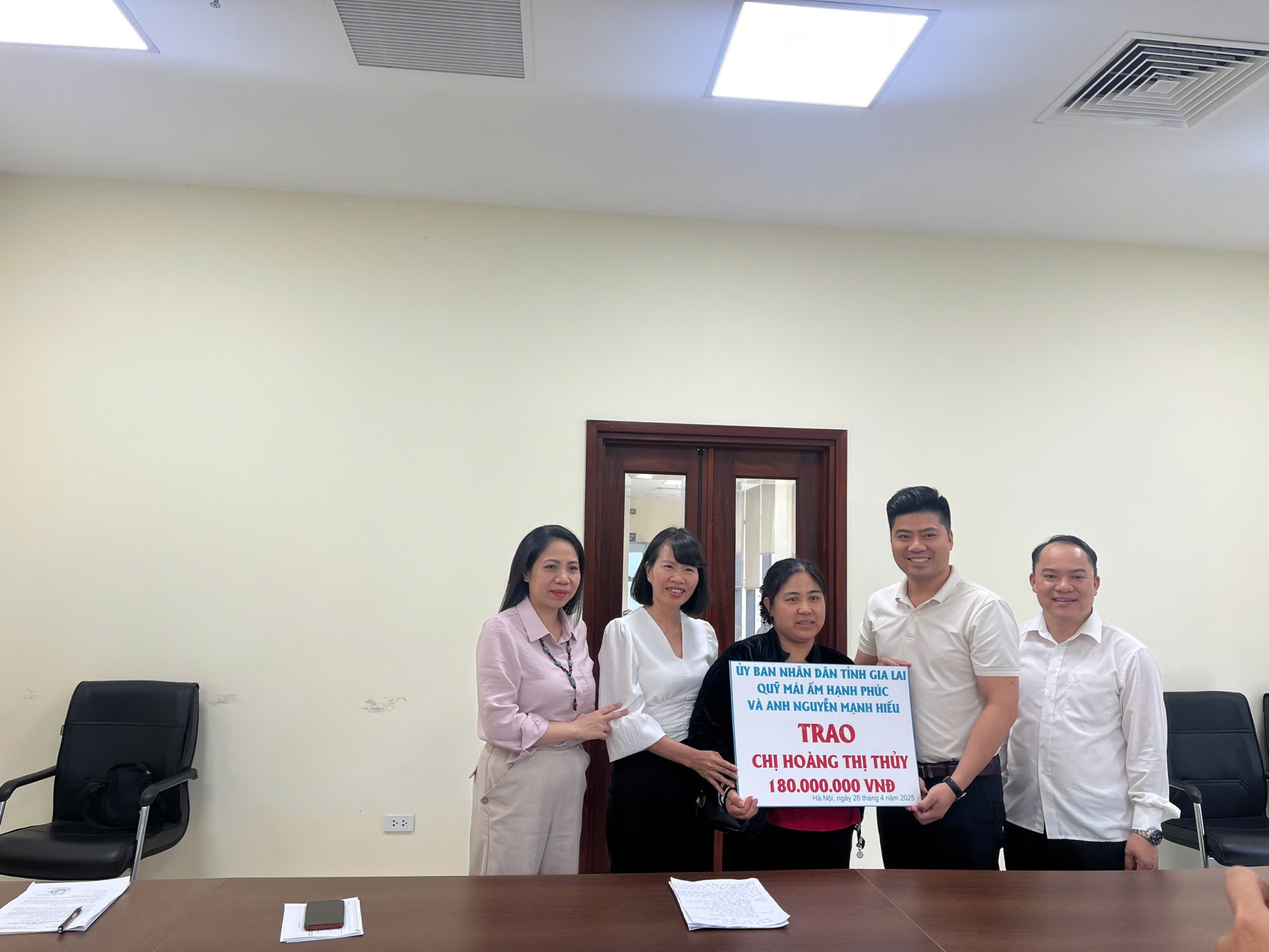 180 TRIỆU ĐỒNG VÀ MỘT KHỞI ĐẦU MỚI CHO NGƯỜI PHỤ NỮ 15 NĂM KHIẾU KIỆN