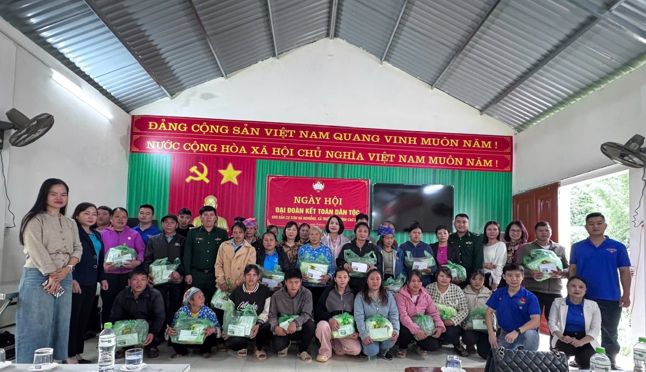 QUỸ MÁI ẤM HẠNH PHÚC LAN TỎA YÊU THƯƠNG QUA CHUỖI HOẠT ĐỘNG THIỆN NGUYỆN TẠI TỈNH CAO BẰNG