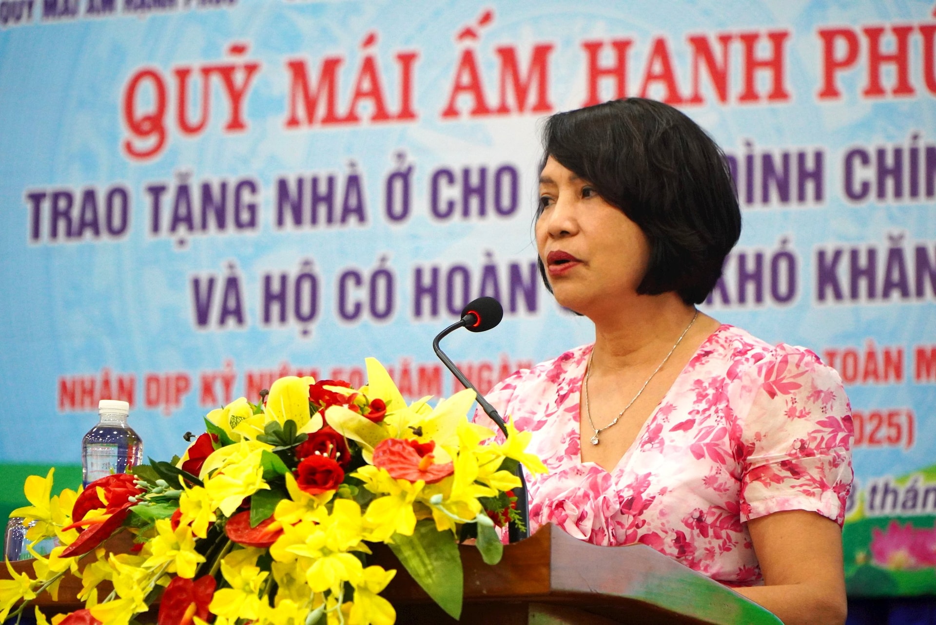 PGS.TS.Nguyễn Thị Tố Quyên - Chủ tịch Hội đồng quản lý, Giám đốc điều hành Quỹ mái ấm hạnh phúc phát biểu tại chương trình. Ảnh: TÂM ĐAN